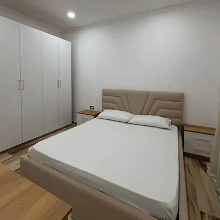 Amo Mar - One Bedroom With Balcony Daire Dıraç